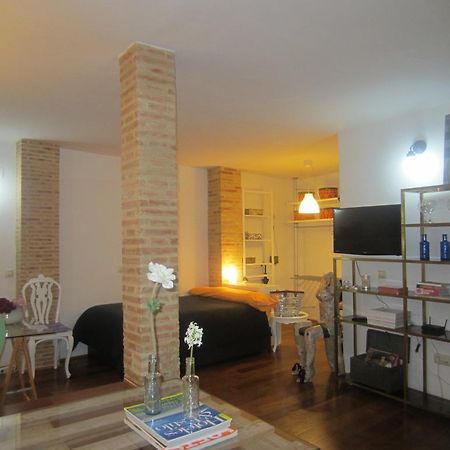 Living Valencia Studio Serranos Διαμέρισμα Δωμάτιο φωτογραφία